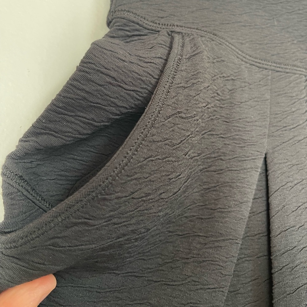 Lululemon Can You Feel The Pleat Crop - Picture 4 of 8
